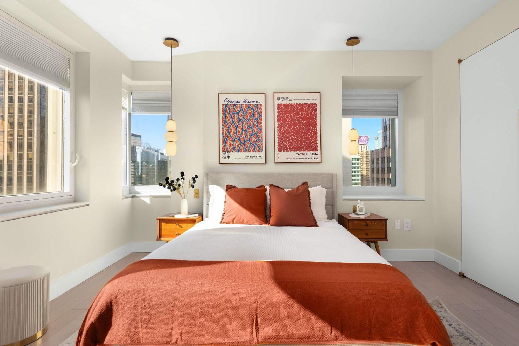 Apartment Rare Luxurious 1 Block From Time Square New York